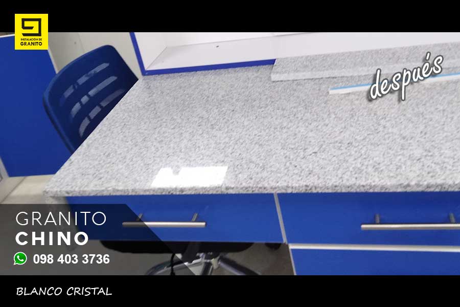 granito-chino-mesones-consultorio-medico-color-blanco-cristal