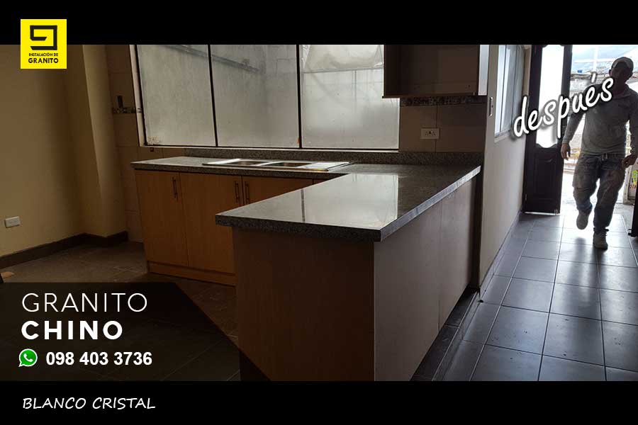 instalacion-de-granito-blanco-cristal-sector-quito-sur-(003)