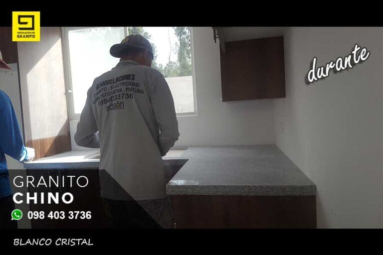 PLANCHA DE GRANITO CON ACABADO PULIDO BRILLANTE