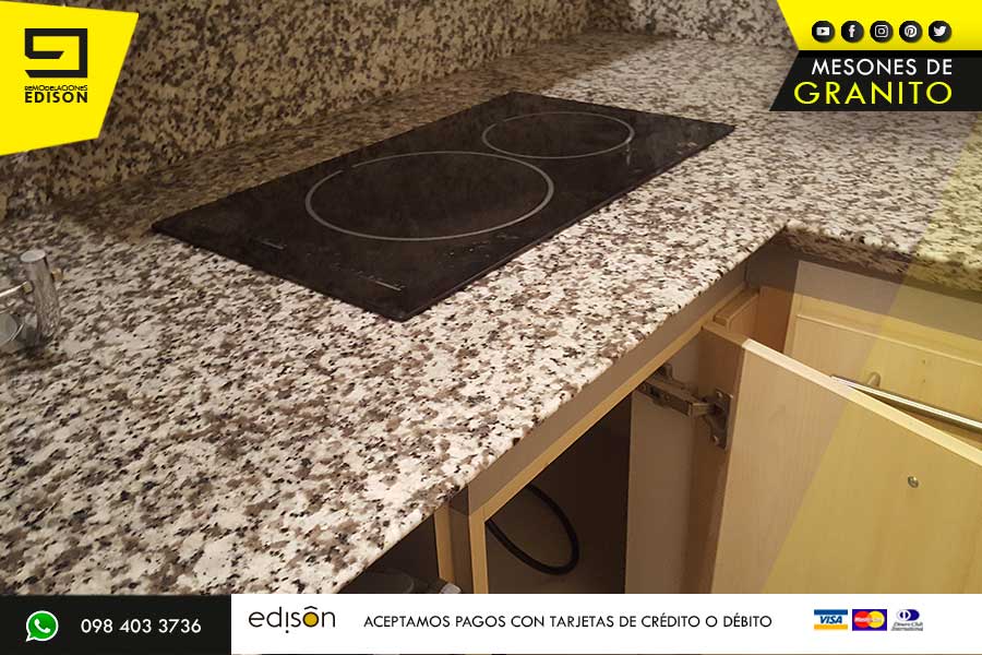 1blanco cristal arreglo sector 6 de diciembre.001 NUESTRO EQUIPO DE EXPERTOS EN INSTALACION DE GRANITO Y CUARZO.002