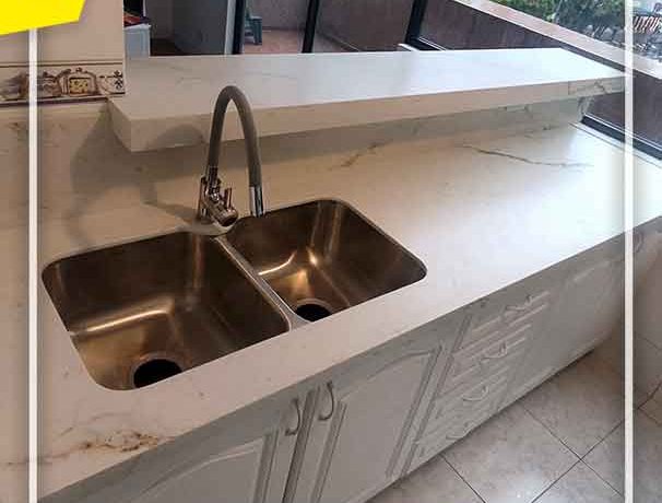 Quito-05-cocina-piedra-sinterizada-remodelaciones-edison