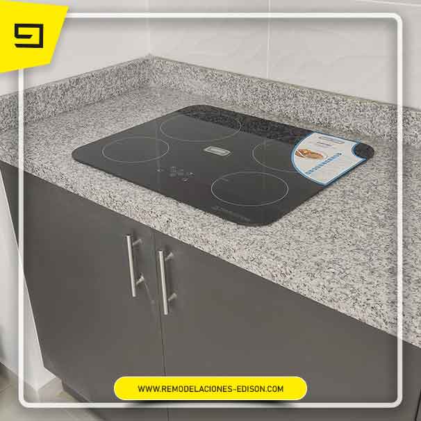 Quito-06-cocina-perforacion-corte-remodelaciones-edison